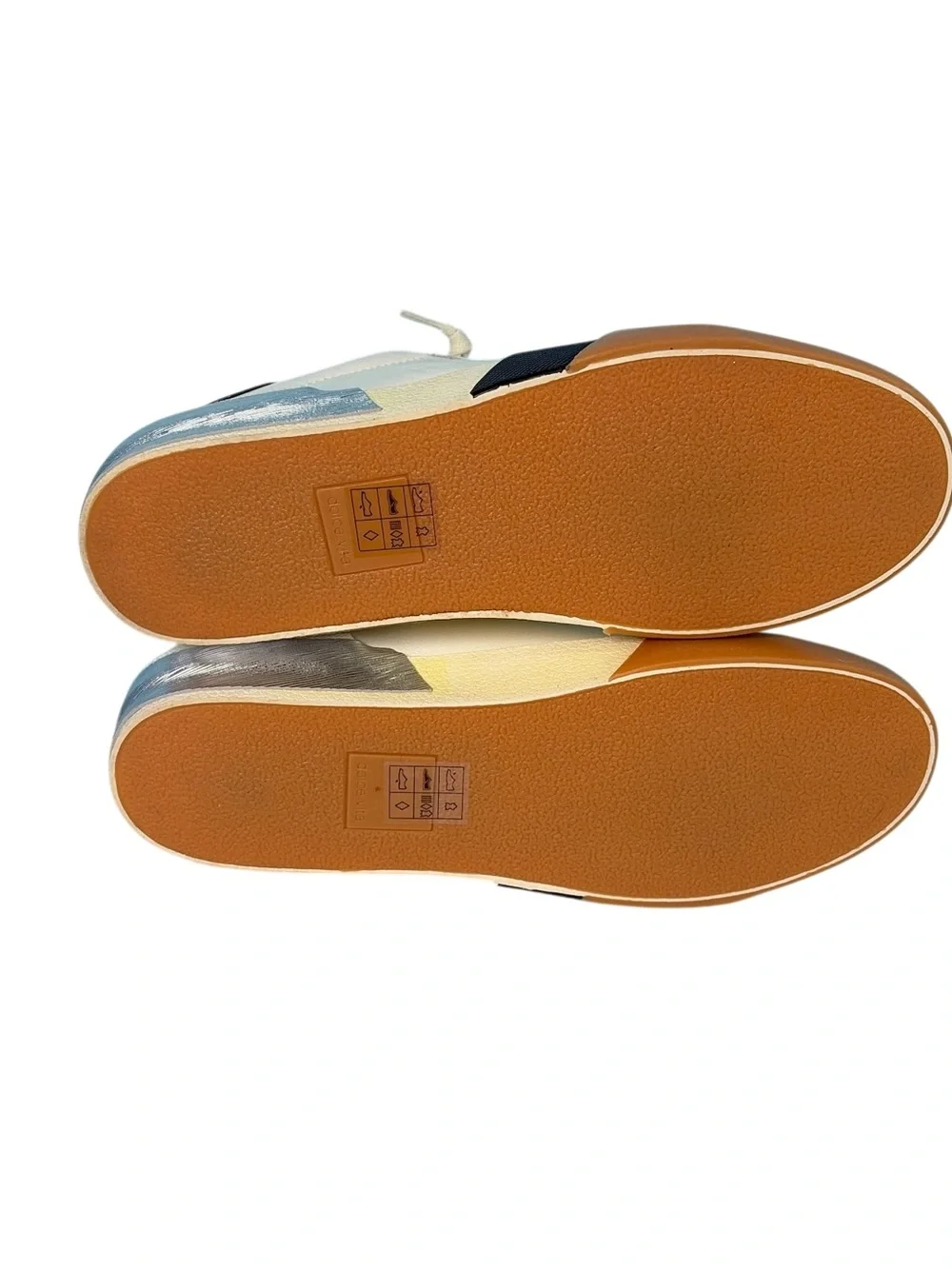 DV By Dolce Vita Womens Helix Casual and Fashion Sneakers 8.5